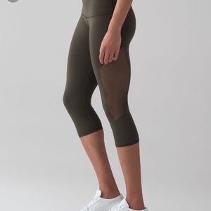 Lululemon Cropped Leggings